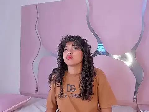 elizabethasm from StripChat is Freechat