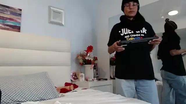 Try our streaming cams variety and talk on a personal level with our adorable girls streamers, showing off their bountiful shapes and dildos.