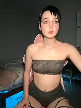 Ella-Blue from StripChat is Freechat
