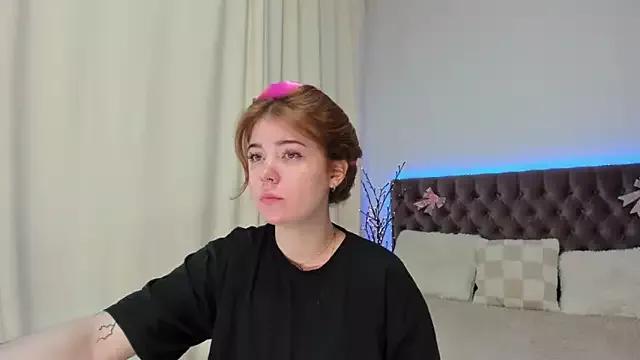 Ella_Mayers from StripChat