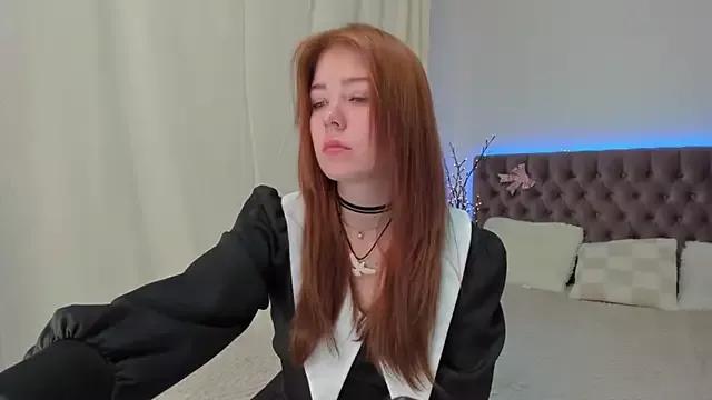 Ella_Mayers from StripChat