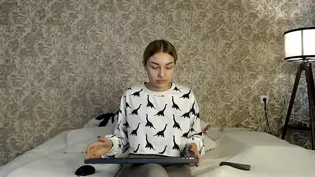 Ella_Milla from StripChat