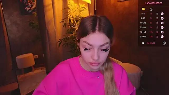 Ella_Milla from StripChat