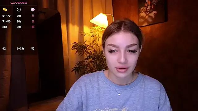 Ella_Milla from StripChat