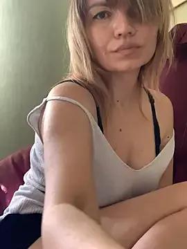 Ella_Pearlie from StripChat
