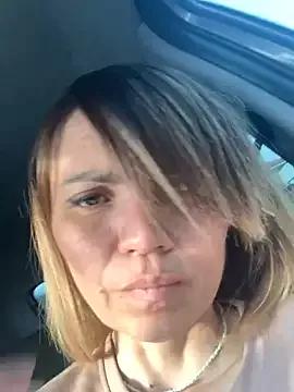 Ella_Pearlie from StripChat