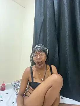 Ella_prettybrownskin from StripChat is Freechat