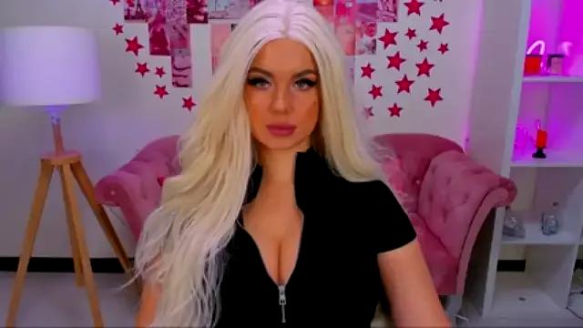 Ella_Whise from StripChat