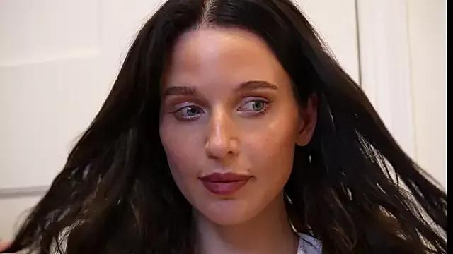 Ellaa91 from StripChat