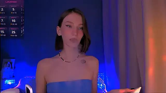 ellaamber from StripChat