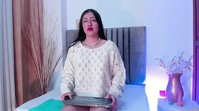 EllaaMuller from StripChat
