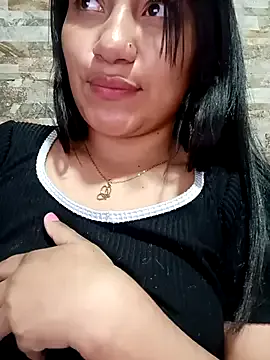 EllaCute_Young from StripChat is Freechat