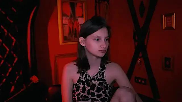 EllaHorton from StripChat