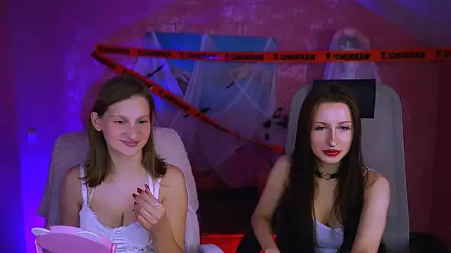 EllaHorton from StripChat