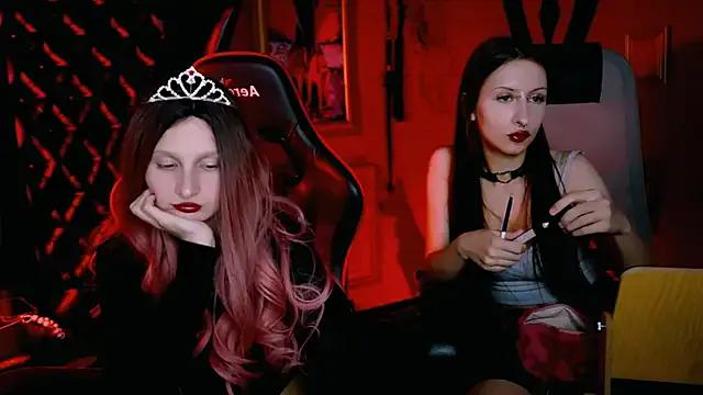 EllaHorton from StripChat is Freechat