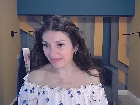 EllaLong from StripChat
