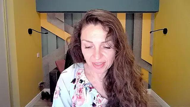 EllaLong from StripChat