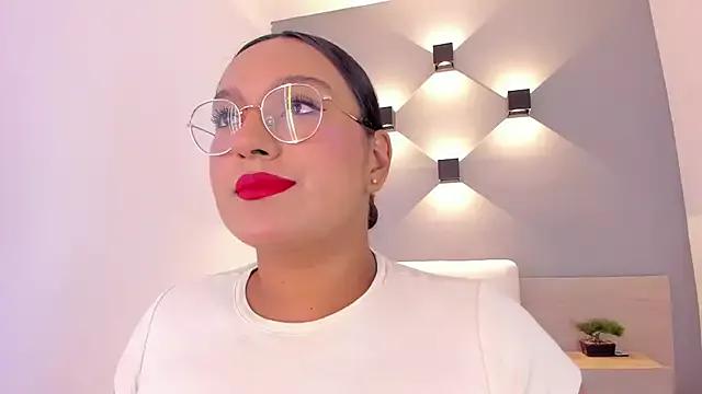 ellamontoya from StripChat