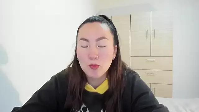 Elle_Lee_ from StripChat