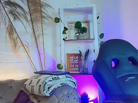EllenaBoobs_ from StripChat is Freechat