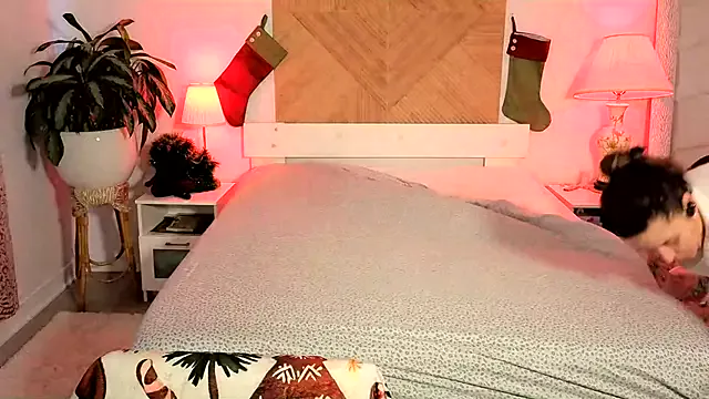 Ellie-Elizabeth on StripChat 