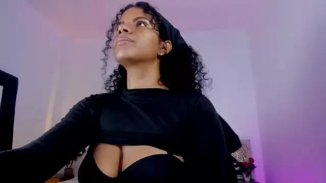 Ellie_Alves from StripChat