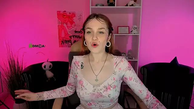 ellie_fire1 from StripChat