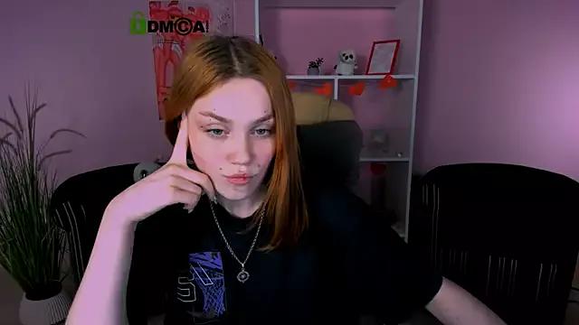 ellie_fire1 from StripChat