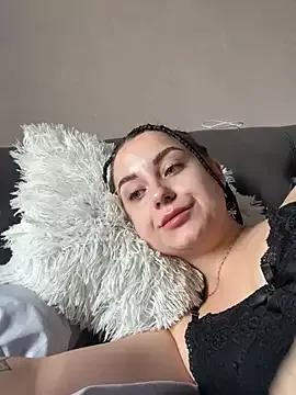 ellie_ssexy from StripChat