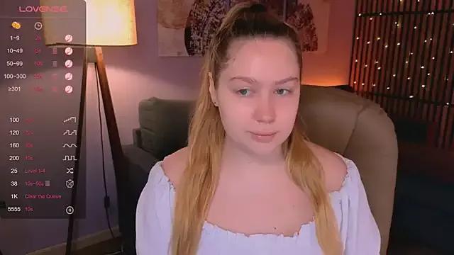 Ellie_Wellie from StripChat