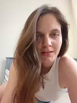 EllieDay from StripChat