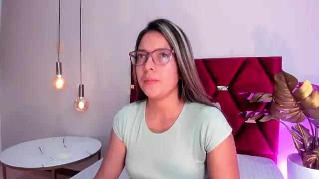 EllieFontanes from StripChat is Freechat