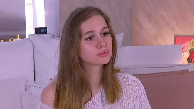EllieHayes from StripChat is Freechat