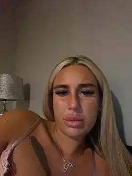 EllieMaeBaby from StripChat