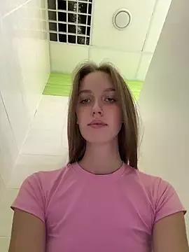 ElliRose from StripChat is Freechat