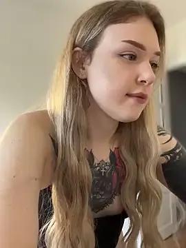 elliss_ from StripChat is Freechat