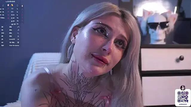 Elliss_moon from StripChat