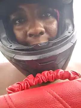 Elliza_Olivery from StripChat