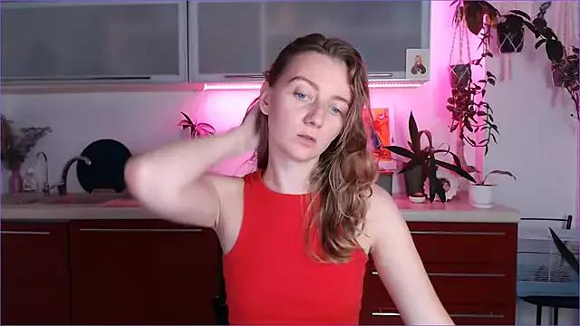 Elly_Helly from StripChat