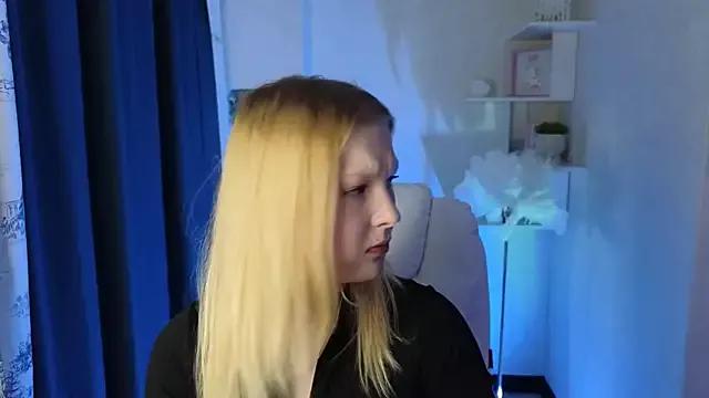 Elly_rosss from StripChat
