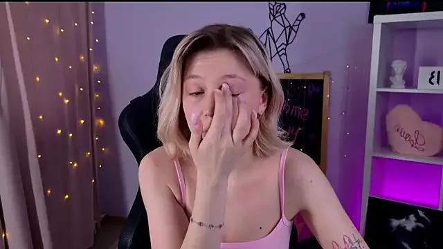 Try our streaming cams variety and talk on a personal level with our adorable girls streamers, showing off their bountiful shapes and dildos.