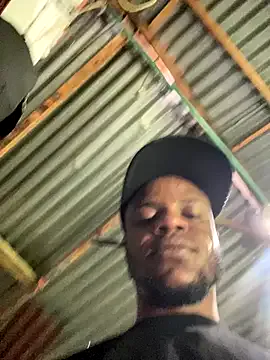 ElNegroRony on StripChat 