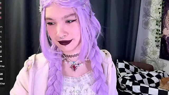 Try our streaming cams variety and talk on a personal level with our adorable girls streamers, showing off their bountiful shapes and dildos.