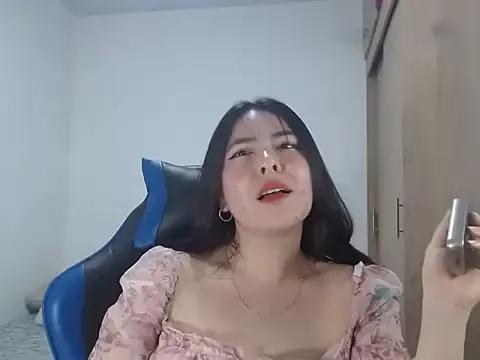Try our streaming cams variety and talk on a personal level with our adorable girls streamers, showing off their bountiful shapes and dildos.