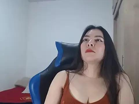EloiseJun from StripChat is Freechat