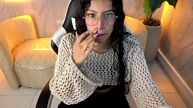 elowhyn_dior_tp from StripChat is Freechat