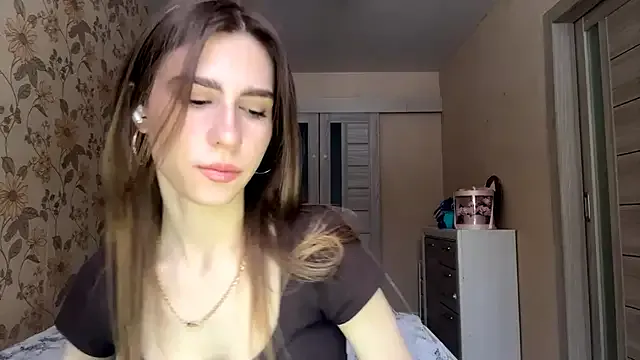 ElsieKuhlmann from StripChat is Freechat