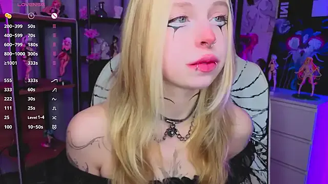 ElvenQueen on StripChat 