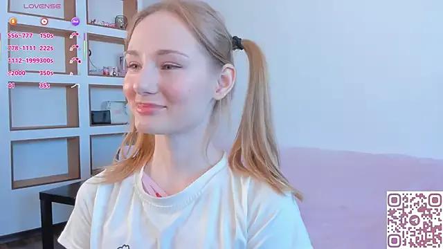 ElvinaRose from StripChat is Freechat