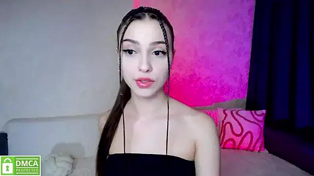 elza_rose from StripChat is Freechat